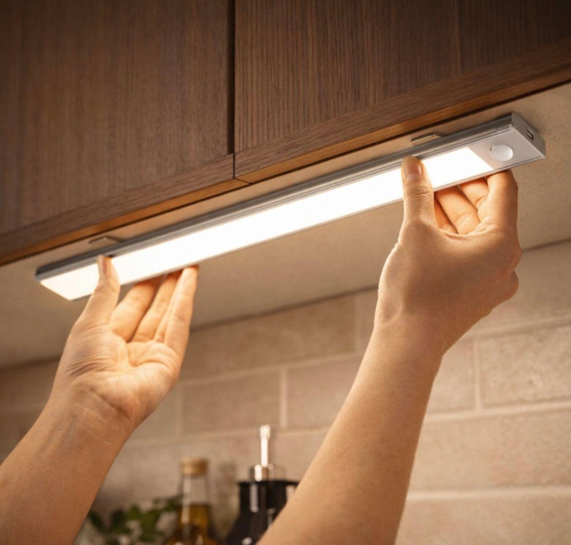 LumiGlow™ | Luz LED Inteligente con Sensor de Movimiento ⭐