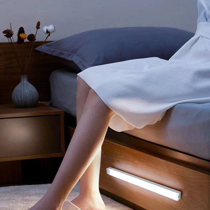 LumiGlow™ | Luz LED Inteligente con Sensor de Movimiento ⭐